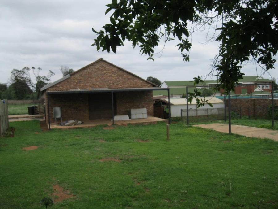 4 Bedroom Property for Sale in Rietvlei Country Estate Gauteng