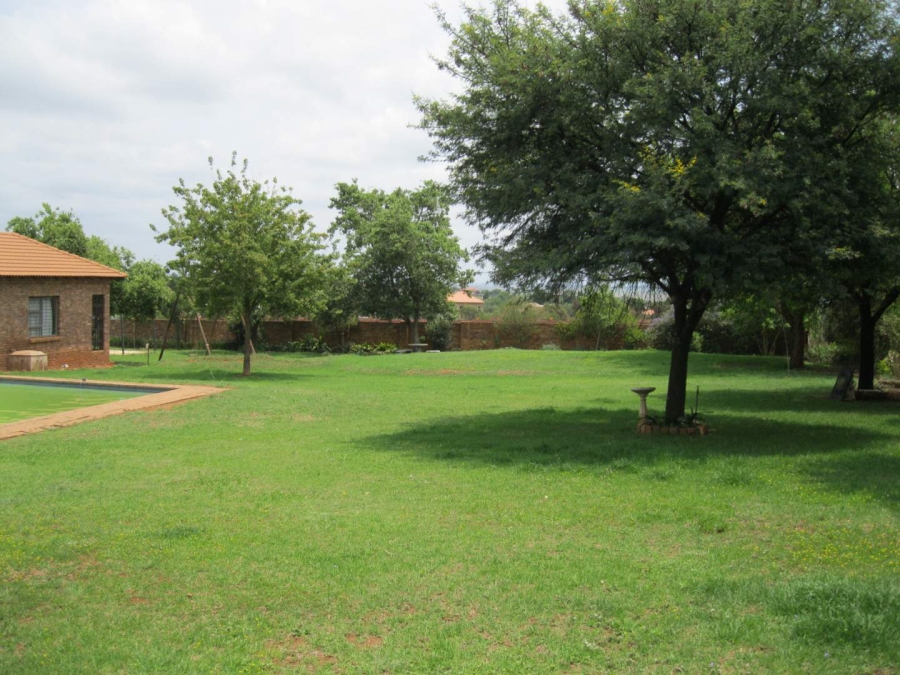4 Bedroom Property for Sale in Rietvlei Country Estate Gauteng