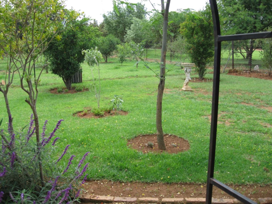 4 Bedroom Property for Sale in Rietvlei Country Estate Gauteng