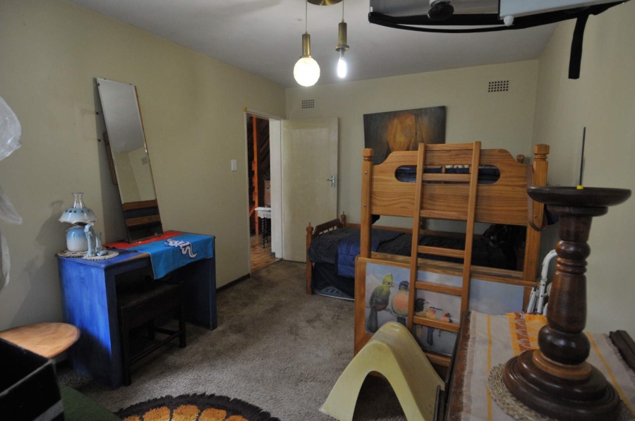 4 Bedroom Property for Sale in Waterkloof Glen Gauteng