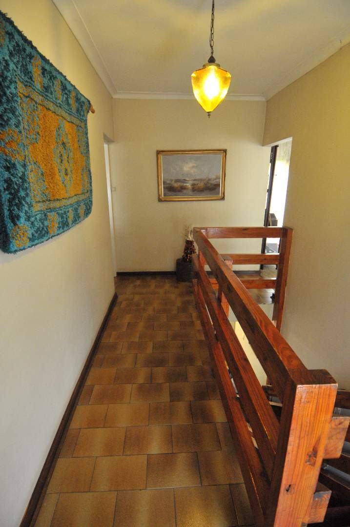 4 Bedroom Property for Sale in Waterkloof Glen Gauteng