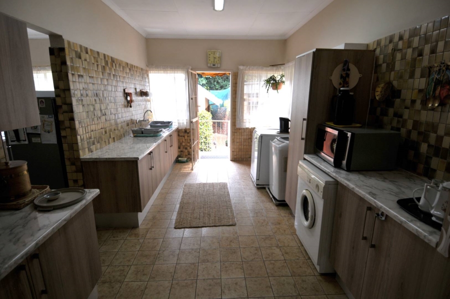 4 Bedroom Property for Sale in Waterkloof Glen Gauteng