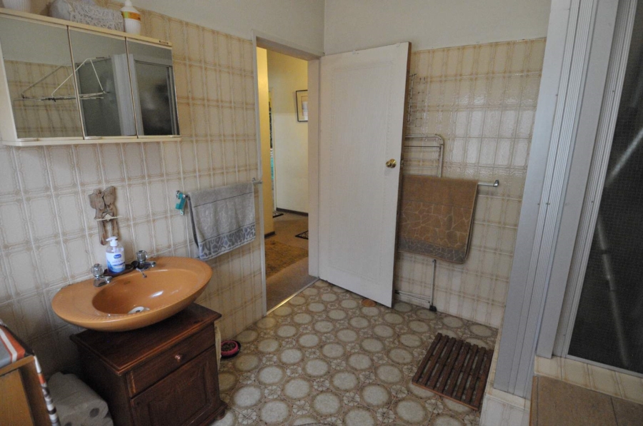 4 Bedroom Property for Sale in Waterkloof Glen Gauteng