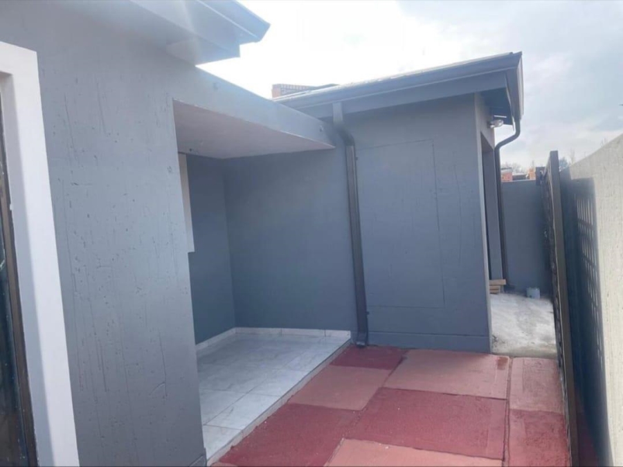 3 Bedroom Property for Sale in Meadowlands Zone 6 Gauteng