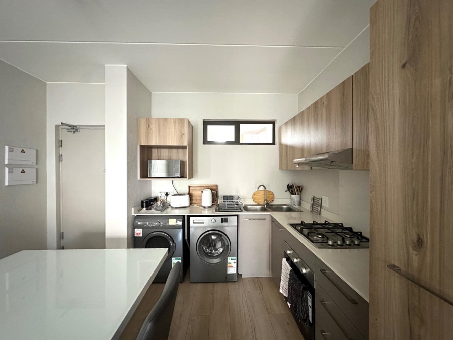 To Let 2 Bedroom Property for Rent in Broadacres Gauteng