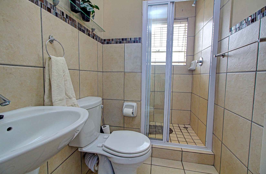 3 Bedroom Property for Sale in Wilgeheuwel Gauteng