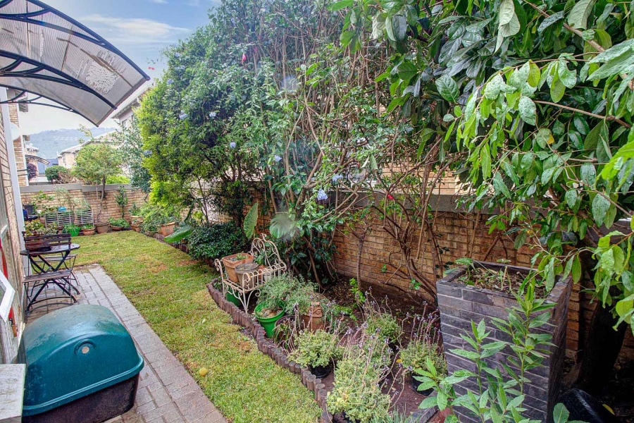 3 Bedroom Property for Sale in Wilgeheuwel Gauteng