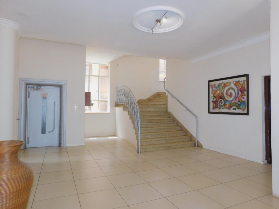 To Let 3 Bedroom Property for Rent in Illovo Gauteng