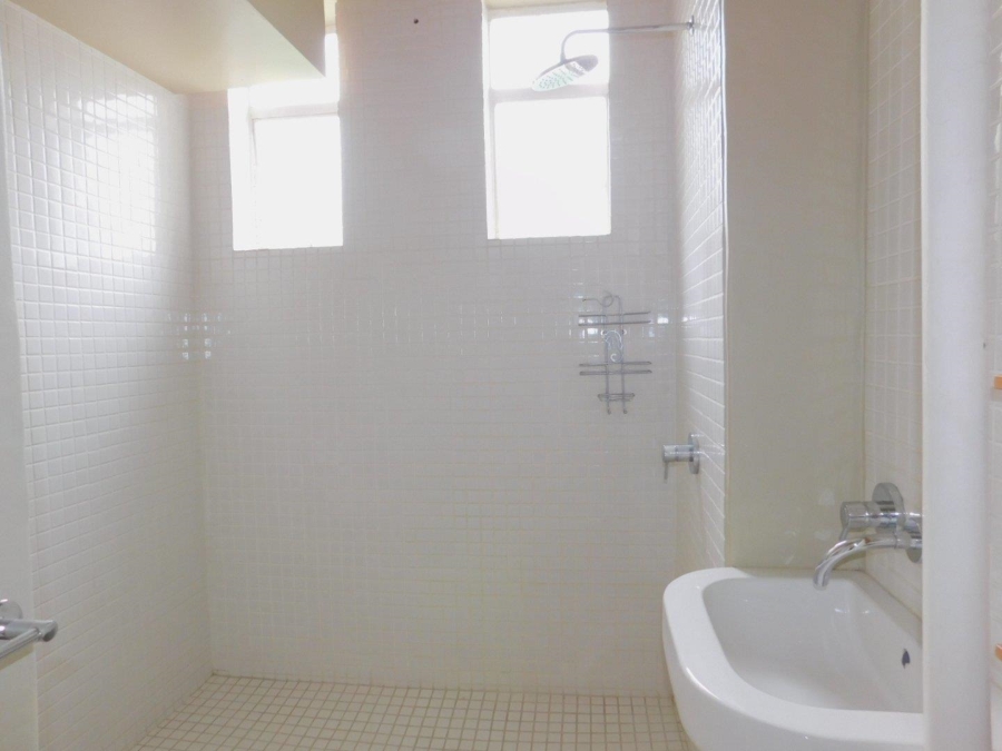 To Let 3 Bedroom Property for Rent in Illovo Gauteng