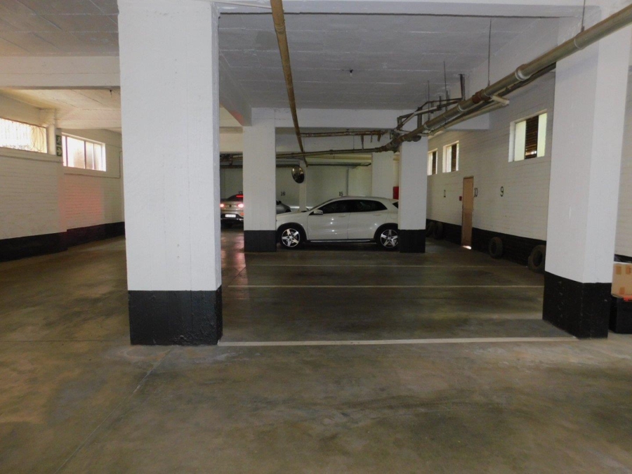 To Let 3 Bedroom Property for Rent in Illovo Gauteng