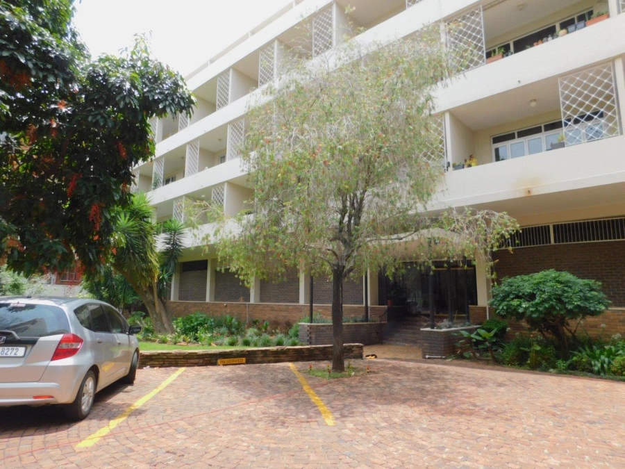 To Let 3 Bedroom Property for Rent in Illovo Gauteng