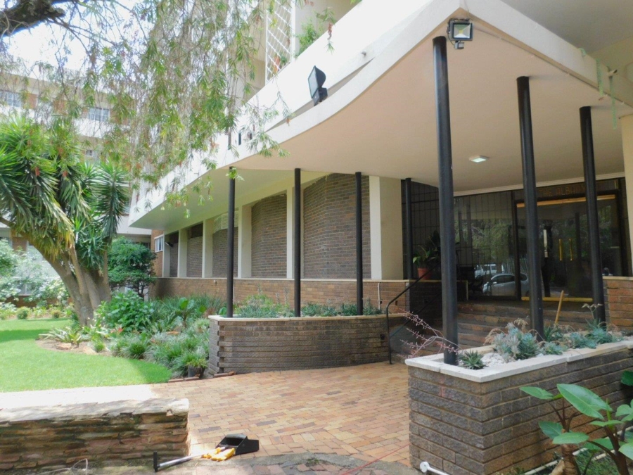 To Let 3 Bedroom Property for Rent in Illovo Gauteng
