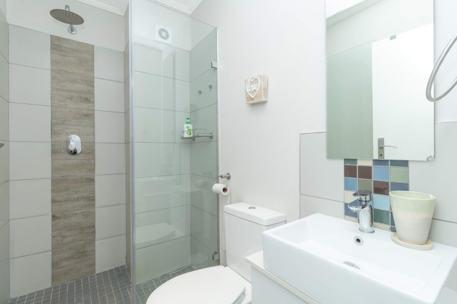 2 Bedroom Property for Sale in Rosebank Gauteng