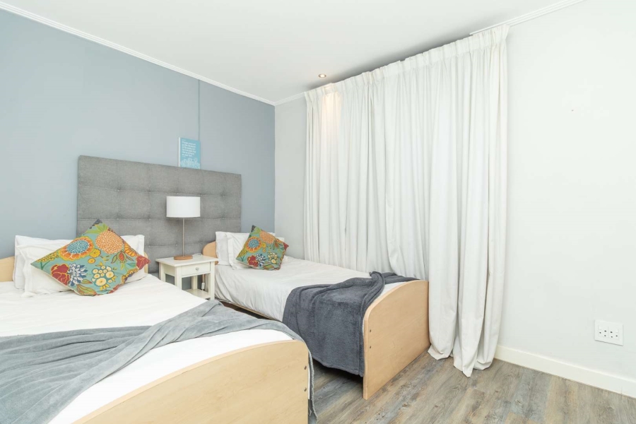 2 Bedroom Property for Sale in Rosebank Gauteng