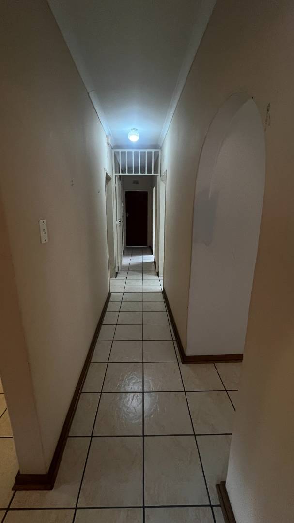 4 Bedroom Property for Sale in Brackendowns Gauteng