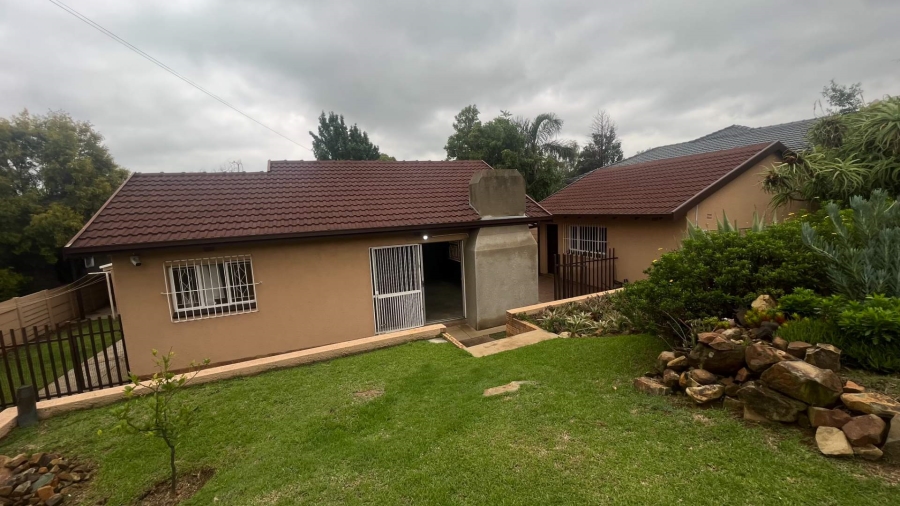 4 Bedroom Property for Sale in Brackendowns Gauteng
