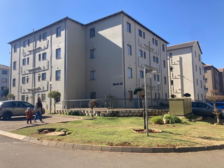 2 Bedroom Property for Sale in Jabulani Gauteng