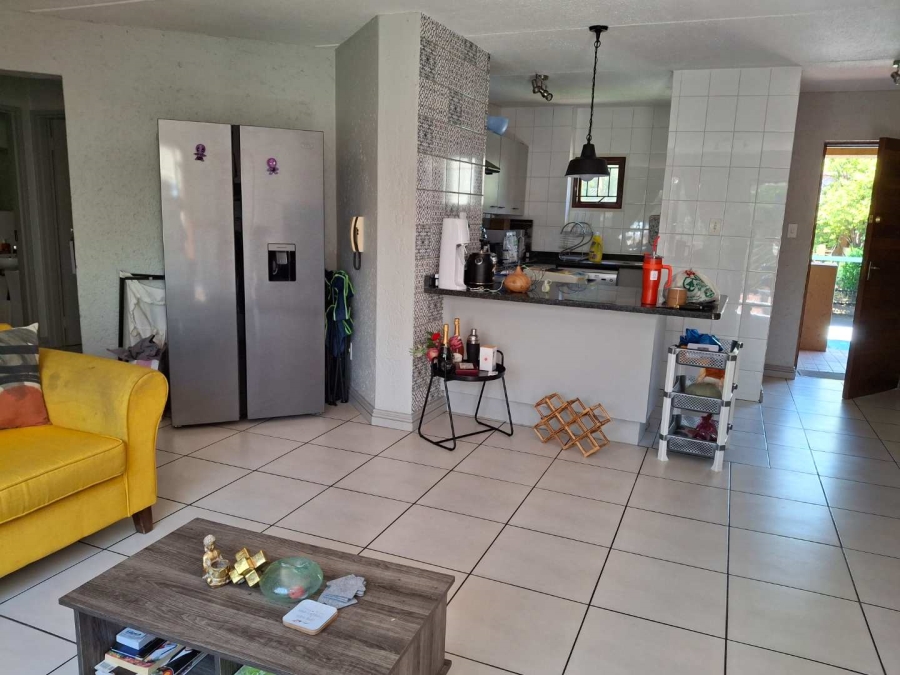 To Let 2 Bedroom Property for Rent in Morningside Gauteng