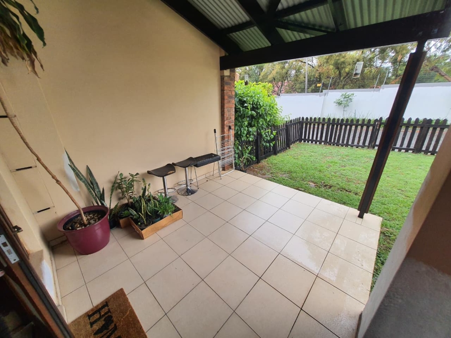 2 Bedroom Property for Sale in Vorna Valley Gauteng