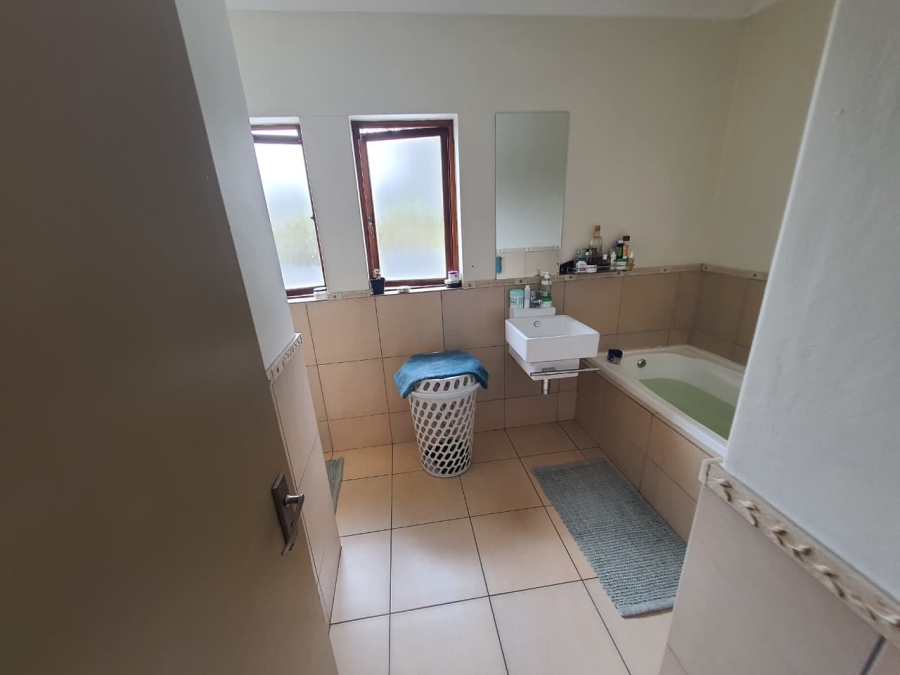 2 Bedroom Property for Sale in Vorna Valley Gauteng