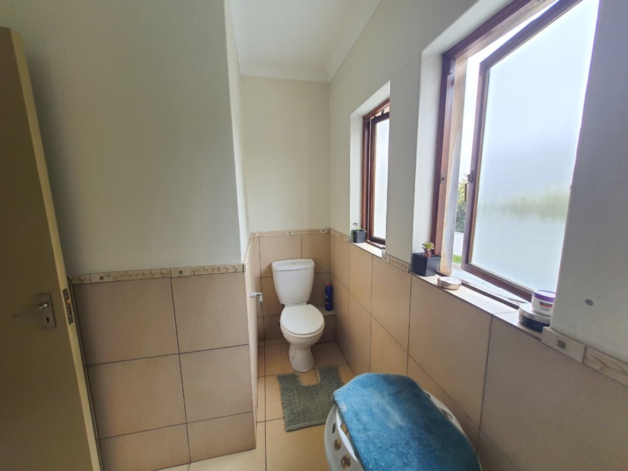 2 Bedroom Property for Sale in Vorna Valley Gauteng
