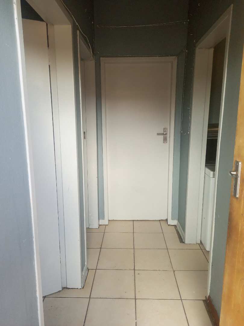 2 Bedroom Property for Sale in Pretoria West Gauteng