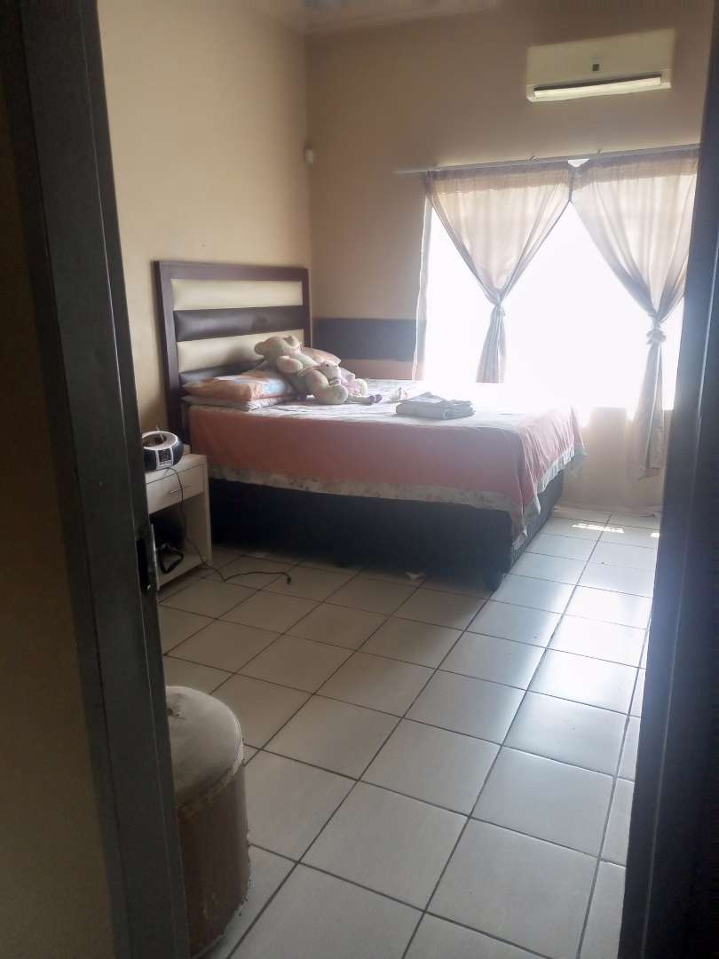2 Bedroom Property for Sale in Pretoria West Gauteng