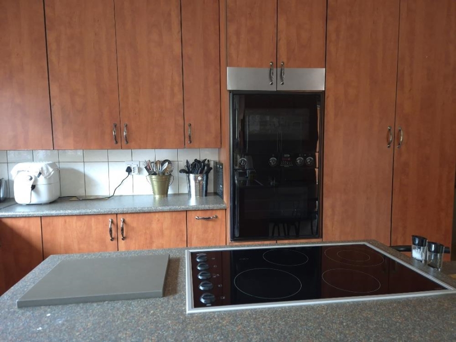 4 Bedroom Property for Sale in Beyerspark Gauteng