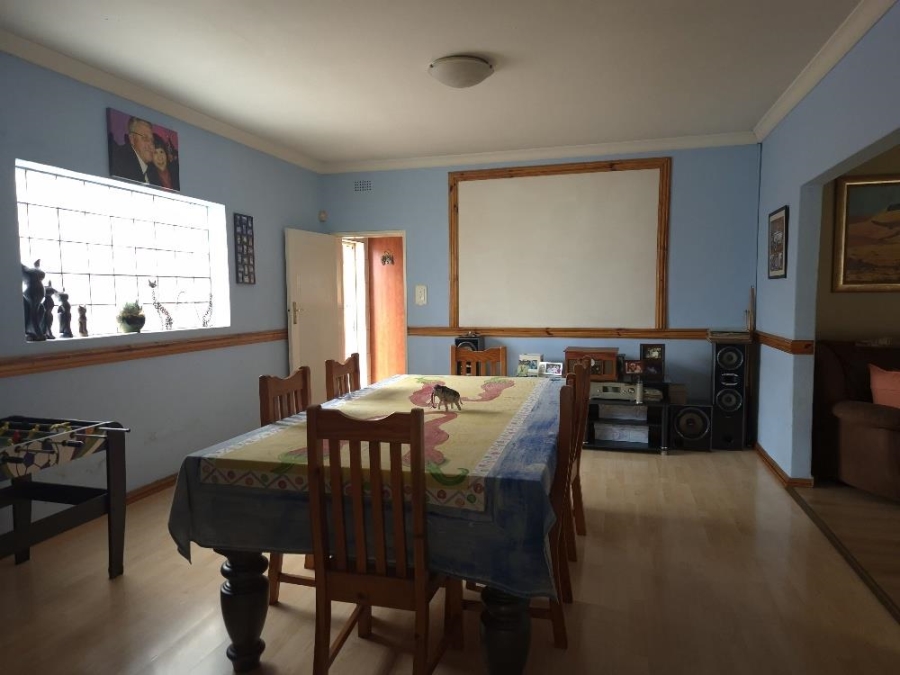 4 Bedroom Property for Sale in Beyerspark Gauteng