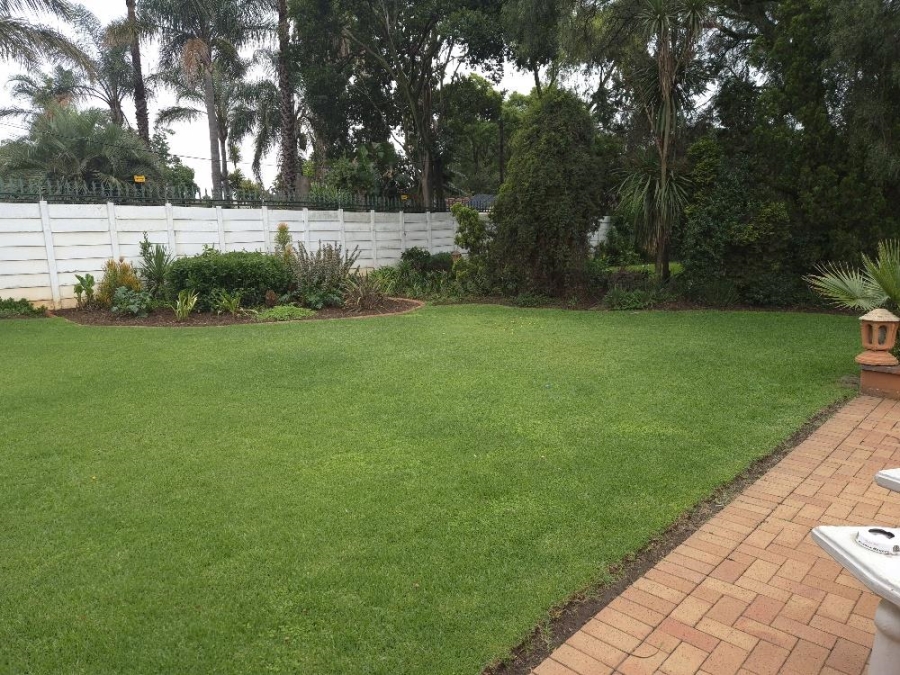 4 Bedroom Property for Sale in Beyerspark Gauteng