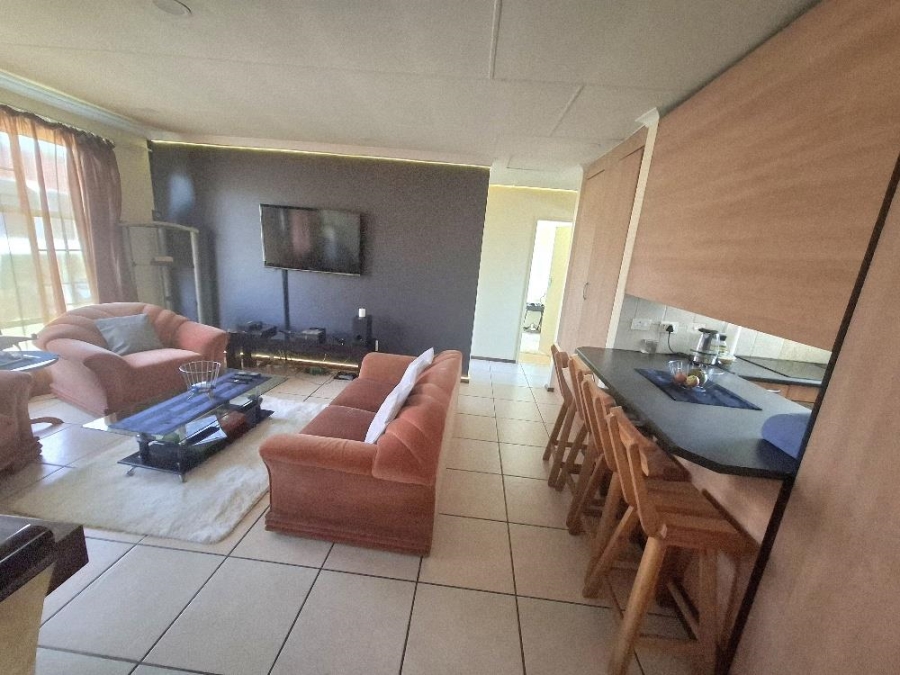2 Bedroom Property for Sale in Verwoerdpark Gauteng
