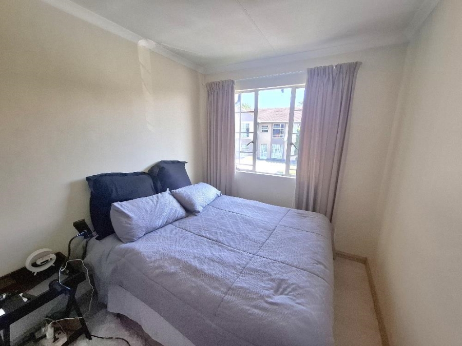 2 Bedroom Property for Sale in Verwoerdpark Gauteng