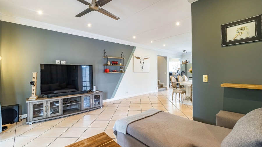 3 Bedroom Property for Sale in Douglasdale Gauteng