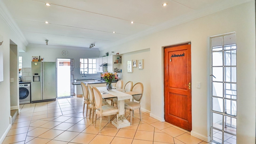 3 Bedroom Property for Sale in Douglasdale Gauteng