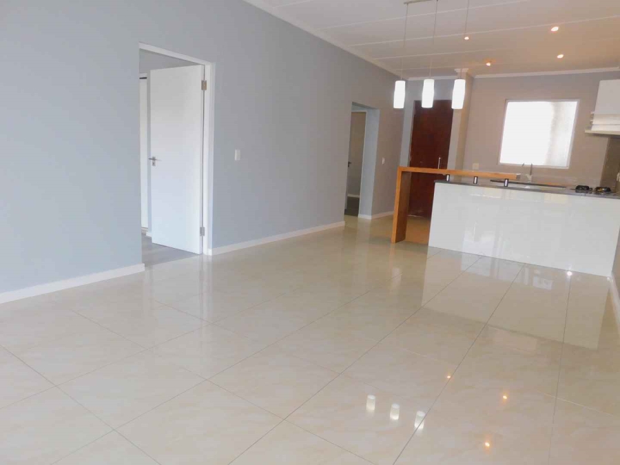 To Let 2 Bedroom Property for Rent in Bryanston Gauteng
