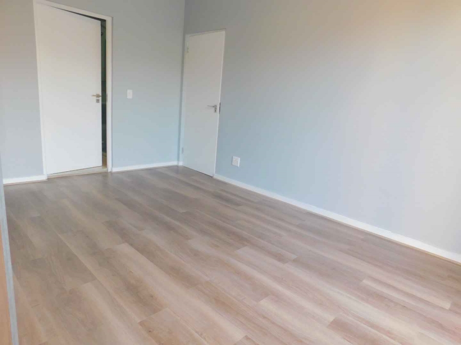 To Let 2 Bedroom Property for Rent in Bryanston Gauteng