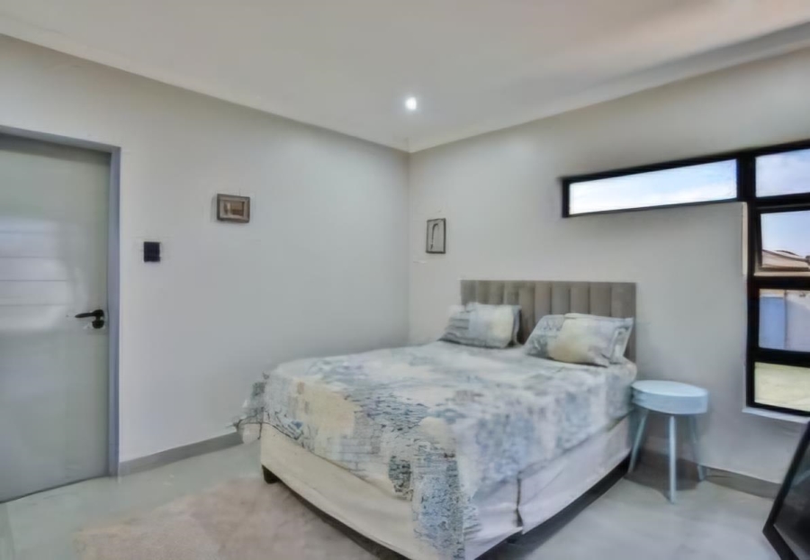 6 Bedroom Property for Sale in Savannah Country Estate Gauteng