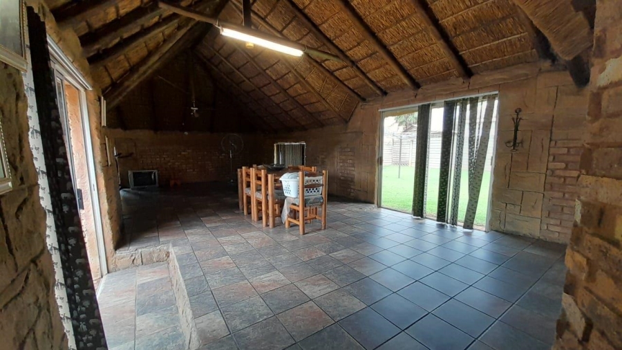 3 Bedroom Property for Sale in Glen Marais Gauteng