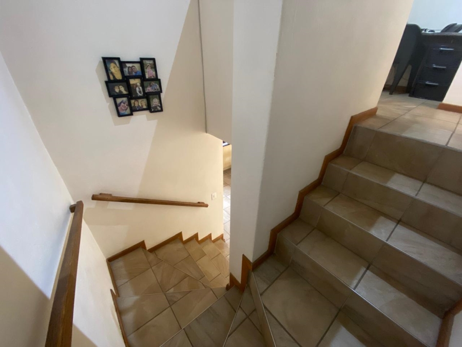 2 Bedroom Property for Sale in Rynfield Gauteng