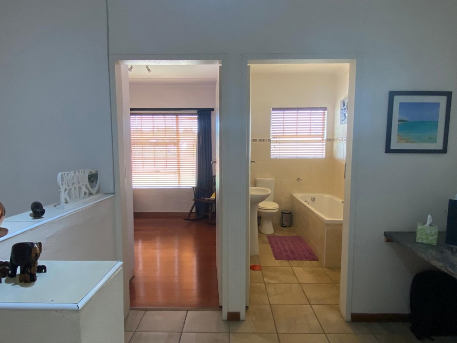 2 Bedroom Property for Sale in Rynfield Gauteng