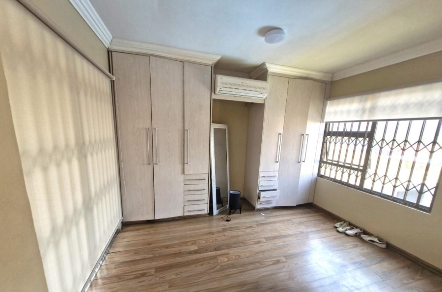 5 Bedroom Property for Sale in Liefde en Vrede Gauteng