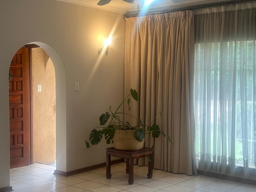 4 Bedroom Property for Sale in Brackendowns Gauteng