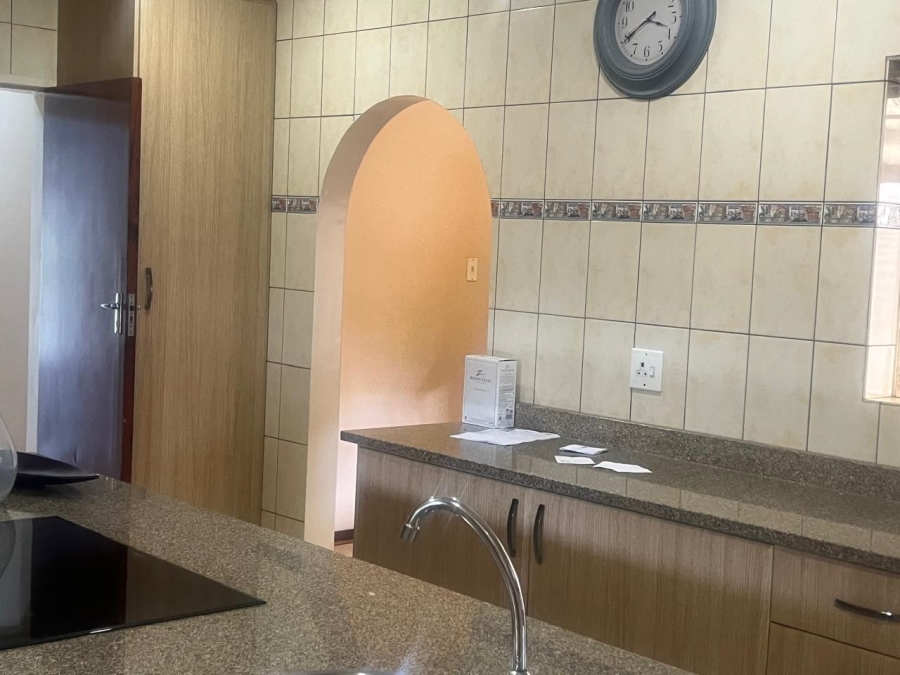 4 Bedroom Property for Sale in Brackendowns Gauteng