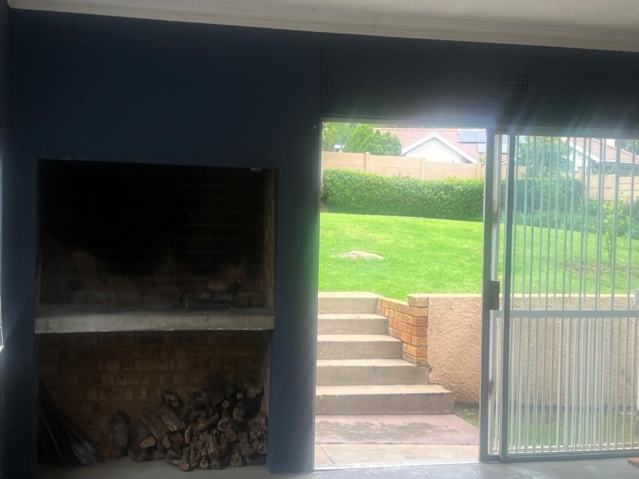 4 Bedroom Property for Sale in Brackendowns Gauteng