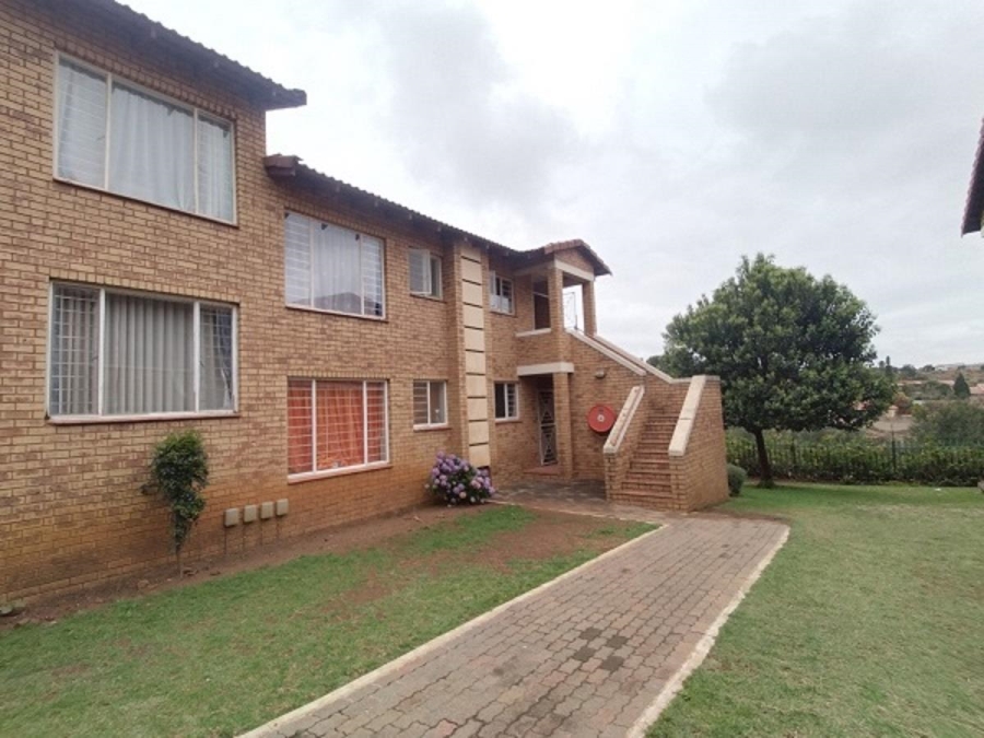 2 Bedroom Property for Sale in Ridgeway Gauteng