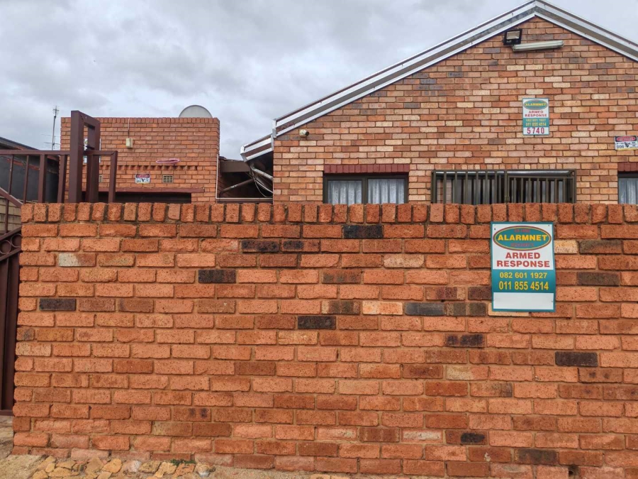 3 Bedroom Property for Sale in Lenasia South Ext 4 Gauteng