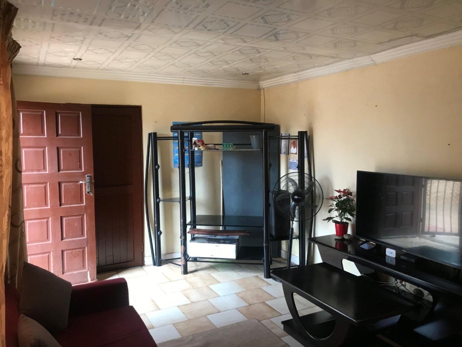 3 Bedroom Property for Sale in Soshanguve HH Gauteng