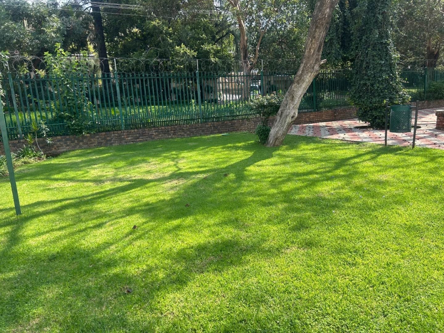 1 Bedroom Property for Sale in Pretoria Gardens Gauteng