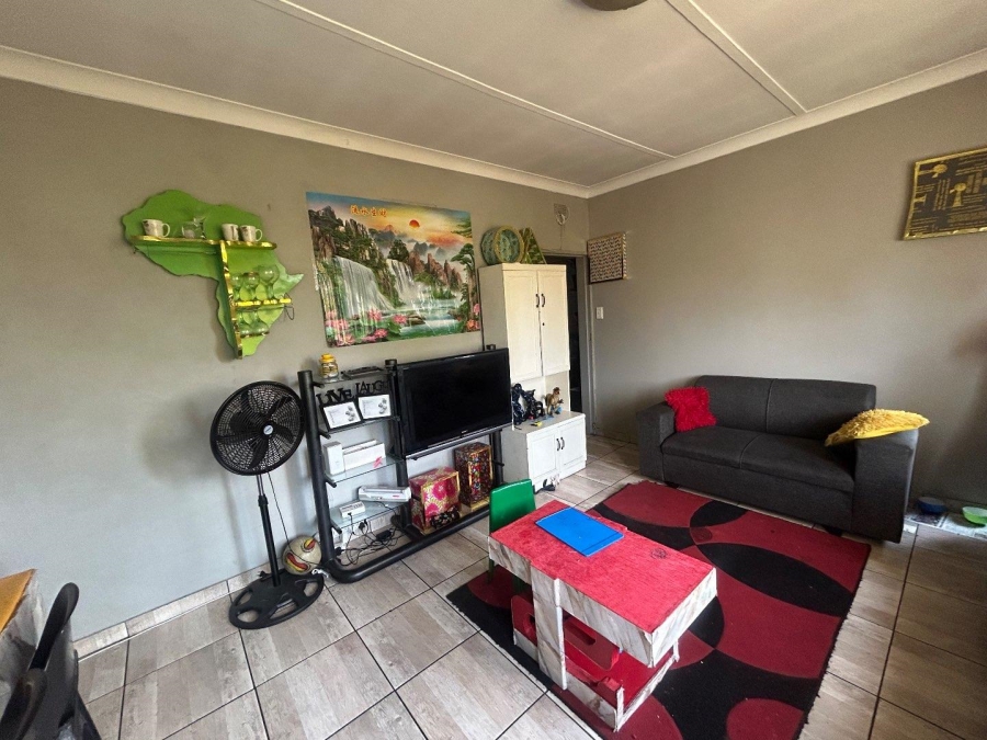 1 Bedroom Property for Sale in Pretoria Gardens Gauteng