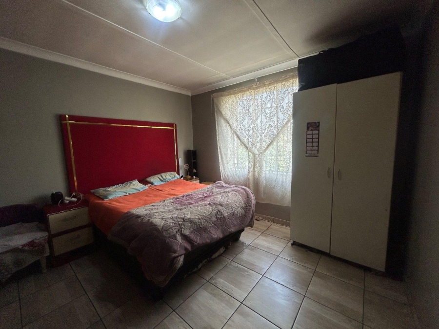 1 Bedroom Property for Sale in Pretoria Gardens Gauteng